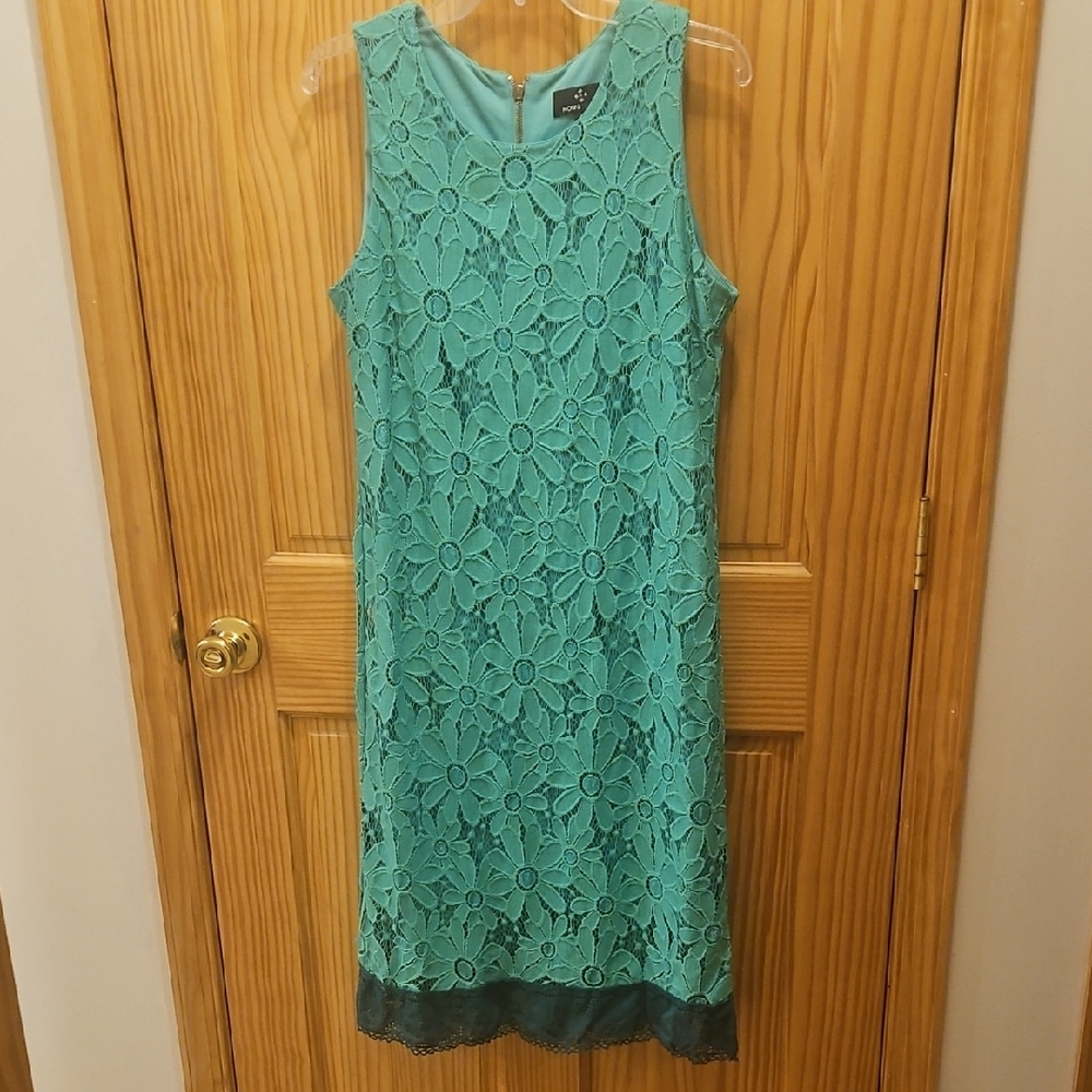RONNI NICOLE Ladies Dress. Sz 12